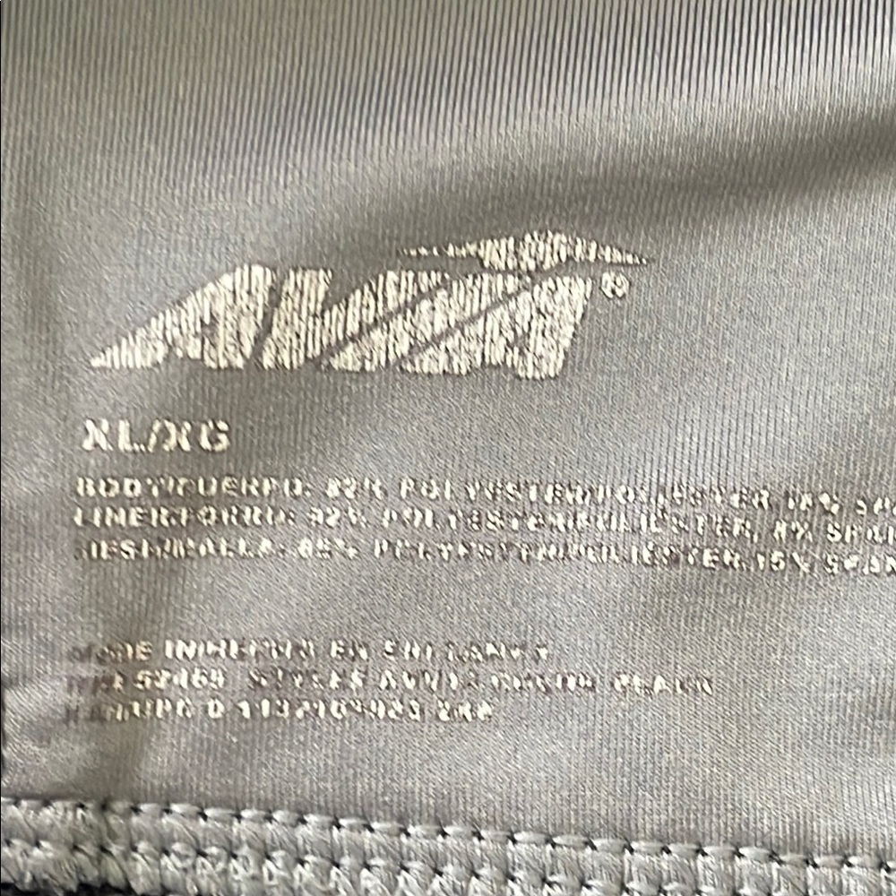 Avia XL Black Sports Bra used - Picture 2 of 3